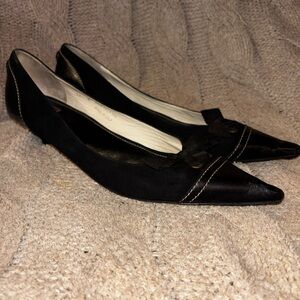 Vintage Coach Tulla Black Suede & Leather Pointed Toe Kitten Heel Pumps Size 10